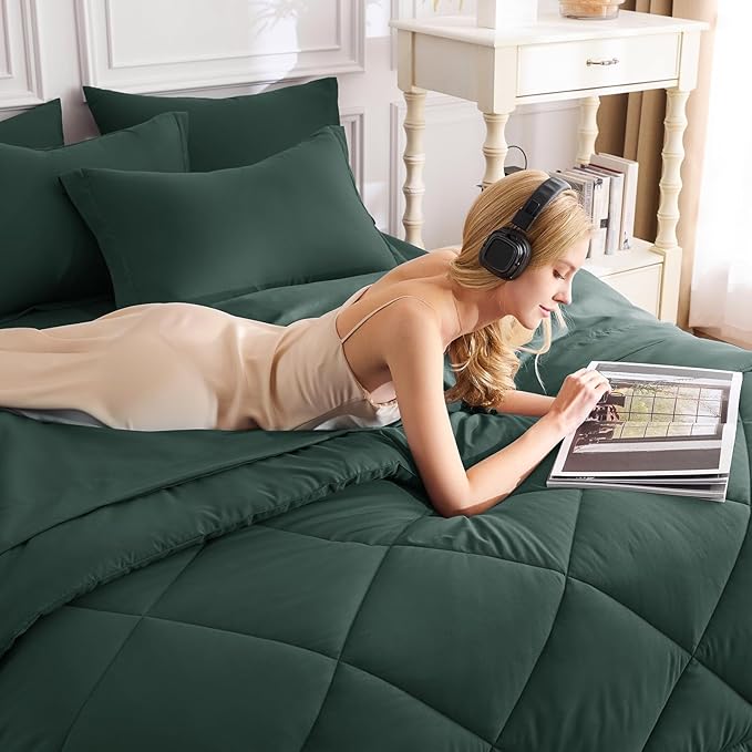 CozyLux Queen Comforter Set Forest Green - Bed in a Bag Queen Size 7 Pieces Luxury Soft Bed Set for All Seasons Bedding Set with Down Alternative Comforter Sheets Pillowcases &amp Shams