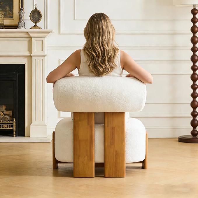 Boucle Accent Chair with Solid Wood Frame for Living Room Modern Side Chair with Rolled Backrest 27.25 Lounge Chair with Soft and Durable Boucle Fabric for Bedroom and Office (Beige)