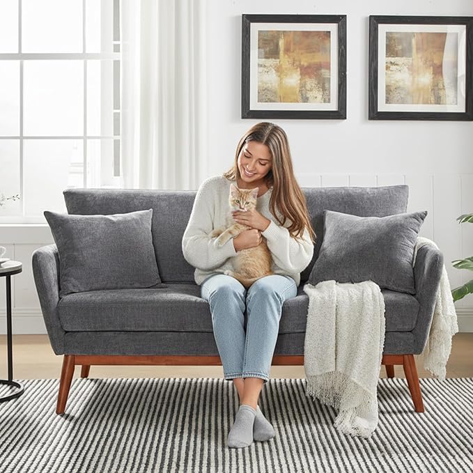 VINGLI 63.5 W Comfy Small Upholstery Love Seat Couch with Soild Rubber Wood Frame 2 Seater Mid Century Linen Fabric Loveseat Sofa Mini Couch with Two Pillows for Small Spaces Bedroom Grey