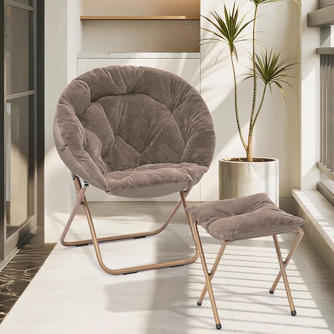 Cozy Saucer Chair Living Room Chair Faux Fur Soft Thick Padded Folding Chair Comfortable Moon Chair for Living Room Bedroom Reading Nook Modern Style Light Brown