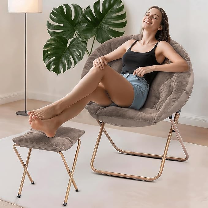 Cozy Saucer Chair Living Room Chair Faux Fur Soft Thick Padded Folding Chair Comfortable Moon Chair for Living Room Bedroom Reading Nook Modern Style Light Brown