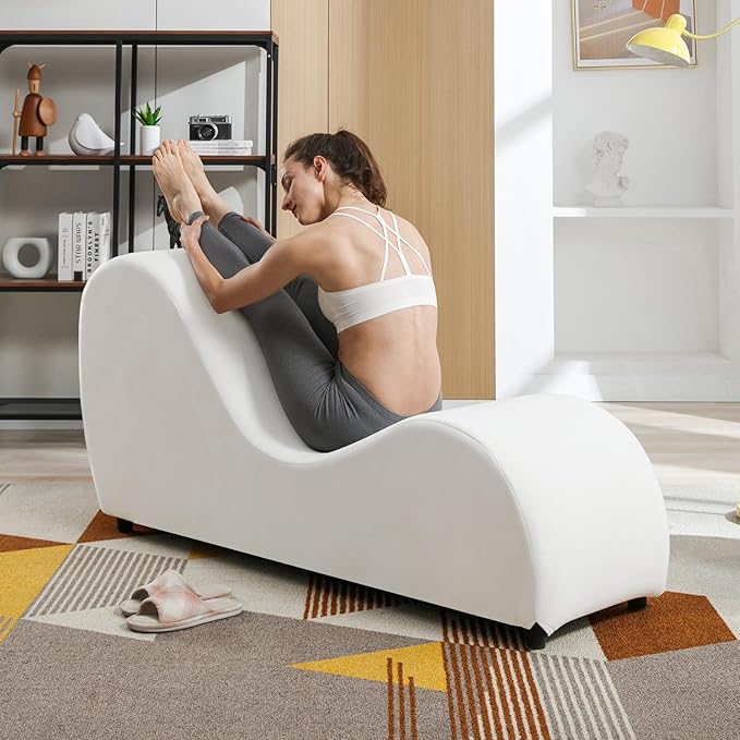 Mjkone 60.6 W Yoga Sofa Chair Chaise Lounge Chairs Indoor for Adults Bedroom Yogas Stretching Curved Velvet Yoga Lounges Chaise Chair for Living Room Relaxing Apartment Exercising Beige
