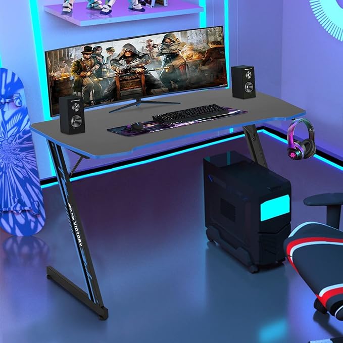 Large PC Gaming Desk 47 in Computer Desk with Headphone Hook Z-Shaped Gaming Table Home Office Desks Workstations for Small Places Carbon Fiber Surface Simple Installation Black