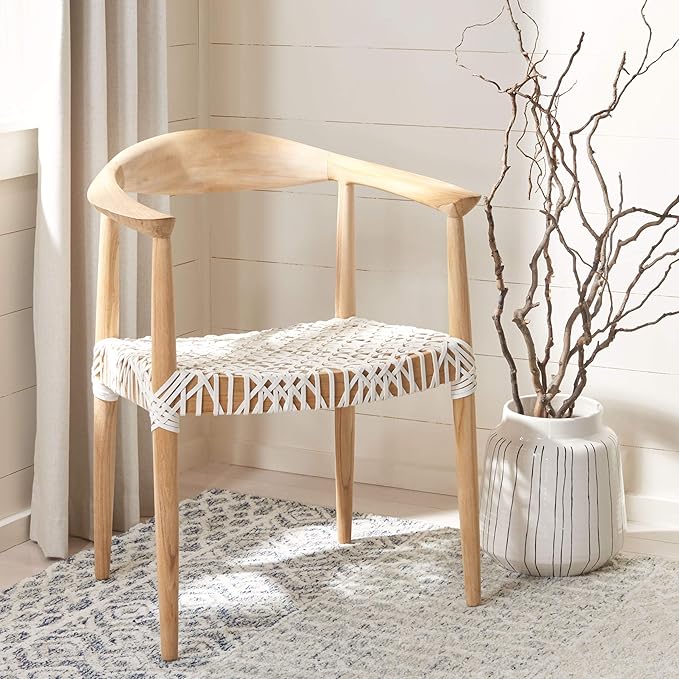 SAFAVIEH Home Collection – Wade Light Oak Teak Wood Arm Chair with Woven Leather Seat Fully Assembled Mid-Century Modern Accent Chair (FOX1003A)