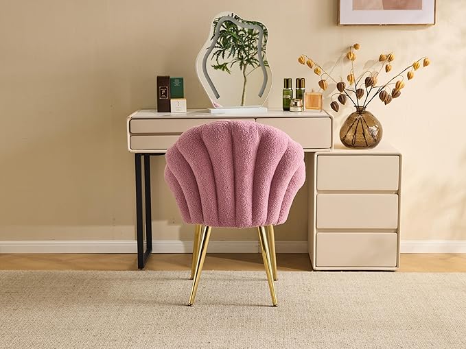 Vingli Shell-Shaped Teddy Fleece Accent Vanity Chair With BackComfy Purple and Gold Desk Chair No WheelsCute Small Pearl Deco PillowGift for Girls/Womenfor MakeupOfficeDiningNailSewingbedroom