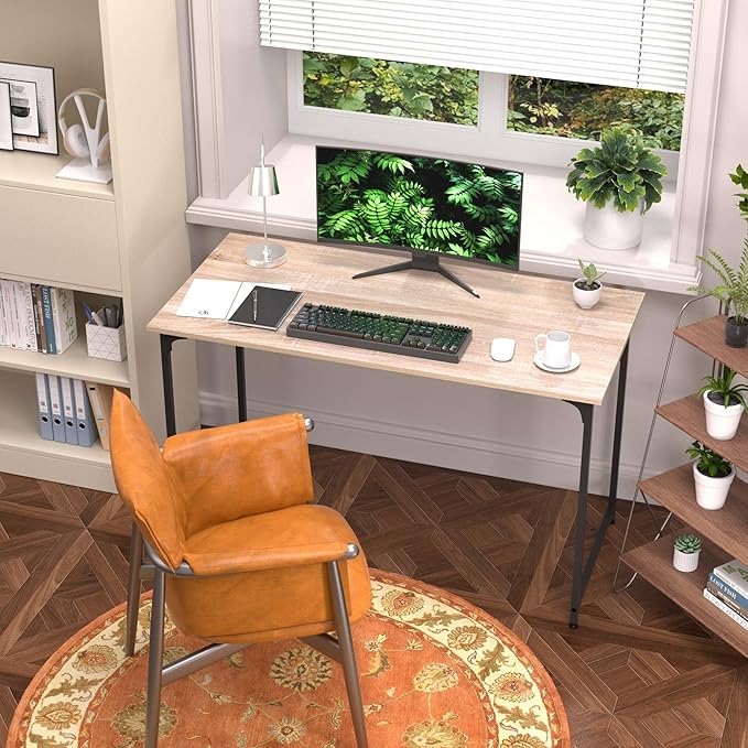 47 Inch Computer Desk with Wood Board and Metal Frame Modern Simple Style Work Desk with Adjustable Feet Study Gaming Desk Table for Home Office Bedroom Small Spaces