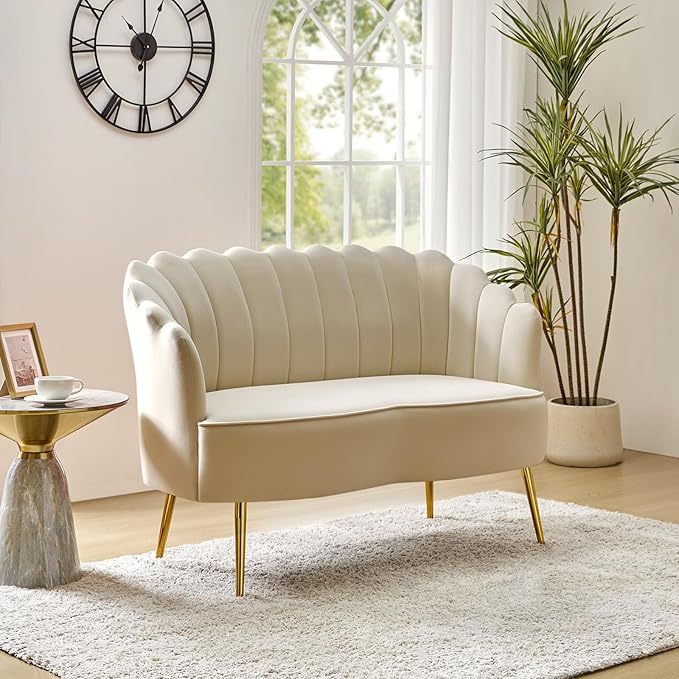 Velvet Upholstered Loveseat Sofa with Gold Metal Legs Modern Comfy Small Love Seat with Flower Shaped Back 2-Seater Sofa Accent Couch for Living Bedroom Leisure Areas