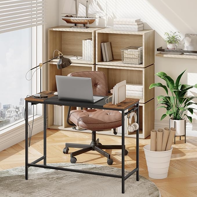 HOOBRO Computer Desk Home Office Desk with Power Outlet Modern Study Writing Desk with 3 Hooks for Study Room Home Office Sturdy and Stable Easy to Assemble Rustic Brown and Black BF41UDN01