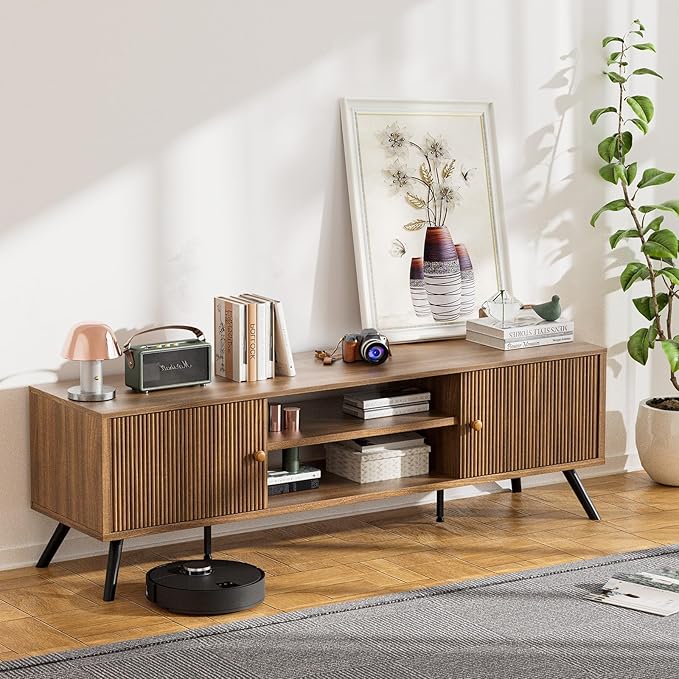 COMHOMA TV Stand for Living Room Mid Century Modern Entertainment Center for 55/60/65 Inch TVs Retro Brown TV Console with Fluted Door Cabinets and Open Adjustable Shelve Storage for Bedroom (59In)
