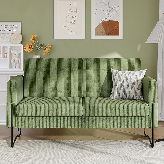 STHOUYN Small Green Love Seat Couches with USB Port &amp Side Pocket Small Loveseat for Small Spaces Mini Sofa for Bedroom 2 Seater Office Couch (Green)
