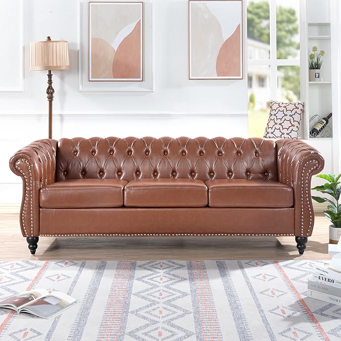 GDFStudio 85 Tufted Button Chesterfield Sofa with Deep Seat Cushions Rolled Arms &amp Gold Accent Strip Midcentury Modern 3-Seater Upholstered Sofa Couch for Living Room Classic Furniture Brown