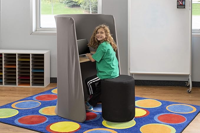 Safco Roam Personal Workstation Tan 33 w x 30 d x 51.5 h