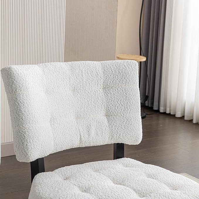 Roundhill Furniture Movile Boucle Tufted Accent Chair with Oversized Seating White