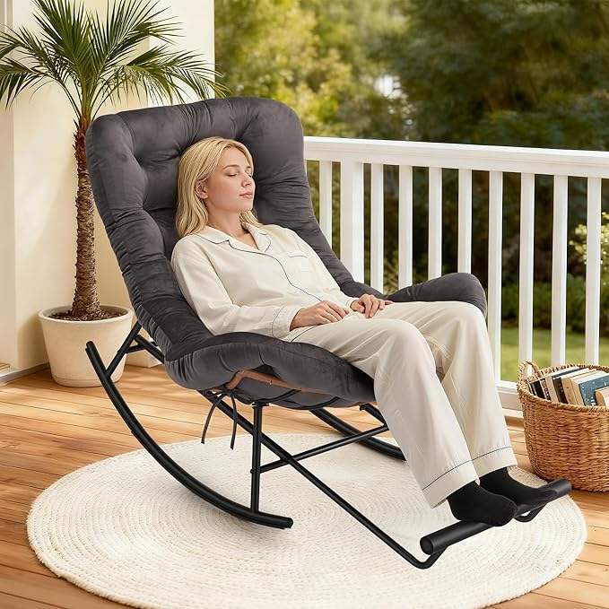 IDEALHOSUE Papasan Rocking Chair with Foot Rest Ergonomic Papasan Chair with Thick Soft Cushion Metal Frame &amp PE Rattan Lounge Chairs for Living Room Bedroom Relaxation Space