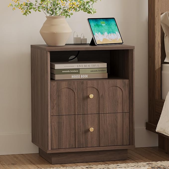 Nightstand with Charging Station Mid Century Modern Nightstand with Arched Design Minimalist End Table with Wood Grain Texture Bedside Table for Bedroom Living Room Sofa Office Walnut