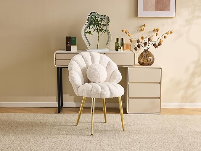 VINGLI Shell-Shaped Teddy Fleece Accent Vanity Chair with BackComfy Khaki and Gold Desk Chair No WheelsCute Small Pearl Deco PillowGift for Girls/Womenfor MakeupOfficeDiningNailSewingBedroom