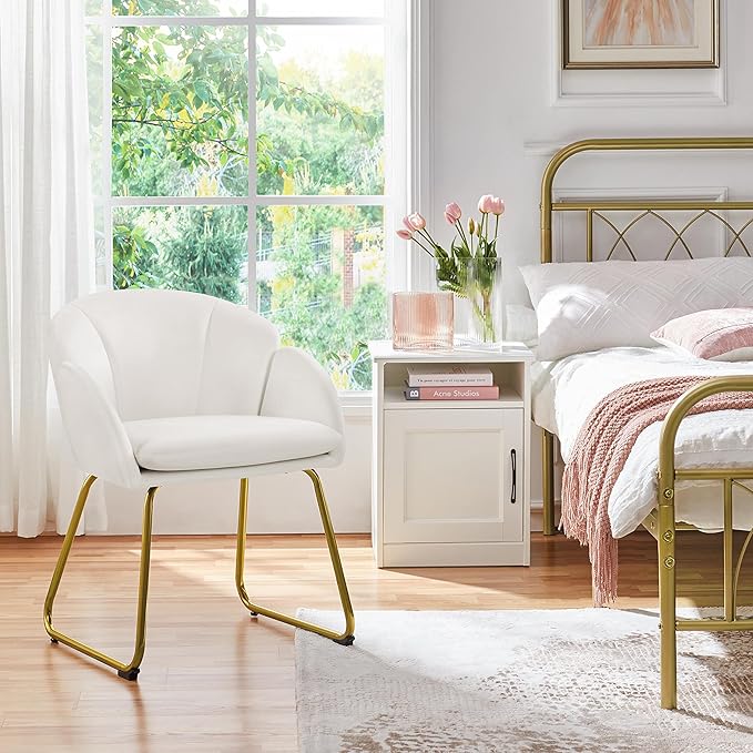 Yaheetech Modern Velvet Vanity Chair Armchair Flower Shaped Makeup Chair with Golden Metal Legs for Living Room/Makeup Room/Bedroom/Home Office/Kitchen White