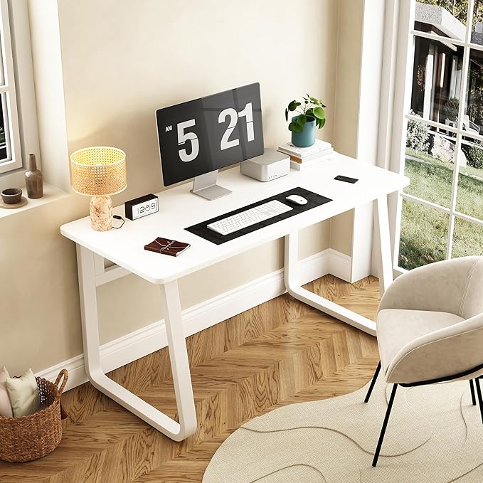 L39.3inch Computer Desk Modern Simple Style Desk for Home Office Small Writing Table Study Corner Work Desk for Bedroom