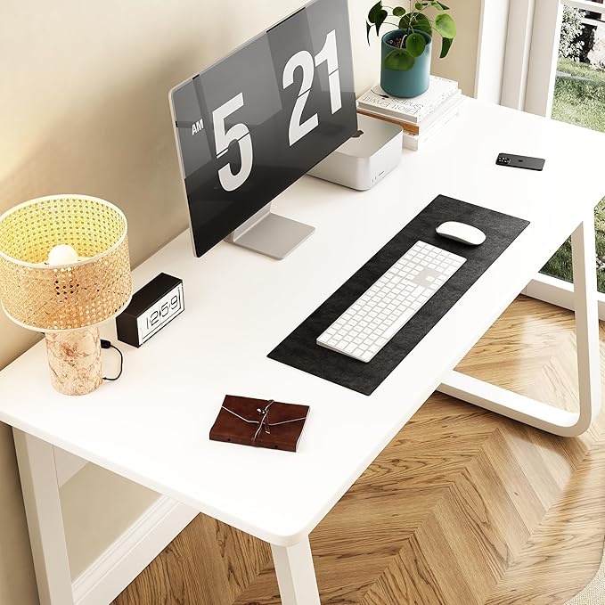 L39.3inch Computer Desk Modern Simple Style Desk for Home Office Small Writing Table Study Corner Work Desk for Bedroom