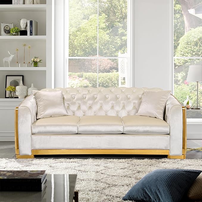 81.1 Beige &amp Gold 3 Seater Sofa Couch Velvet Chesterfield Sofa Modern Sectional Couch for Living Room Button Sofa with 2 Pillows